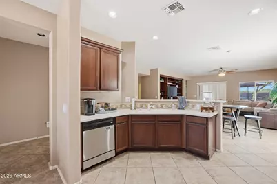 11713 W Daley Lane, Sun City, AZ 85373 - Photo 13