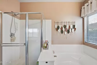 11713 W Daley Lane, Sun City, AZ 85373 - Photo 25