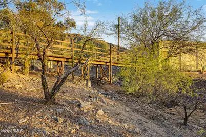 2324 W Sunrise Drive, Phoenix, AZ 85041 - Photo 19
