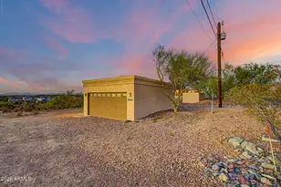2324 W Sunrise Dr, Phoenix, AZ 85041 - Photo 61