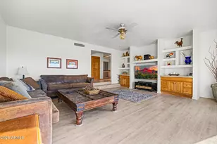 2324 W Sunrise Dr, Phoenix, AZ 85041 - Photo 23