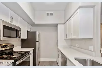 20808 N 27th Avenue #B2, Phoenix, AZ 85027 - Photo 3