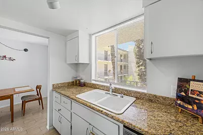 4727 E Lafayette Boulevard #208, Phoenix, AZ 85018 - Photo 11