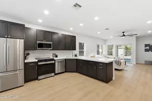 732 S Paustian Cir, Apache Junction, AZ 85120 - Photo 13