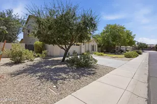 18619 W Oregon Ave, Litchfield Park, AZ 85340 - Photo 3