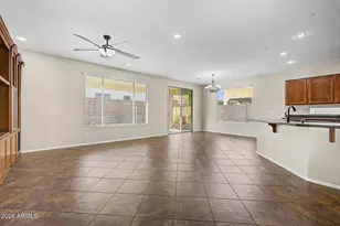 13156 W Chaparosa Way, Peoria, AZ 85383 - Photo 17