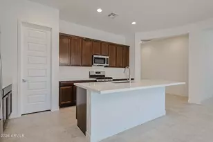 7675 W Bronco Trail, Peoria, AZ 85383 - Photo 3