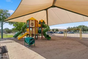 2089 S Sailors Way, Gilbert, AZ 85295 - Photo 91