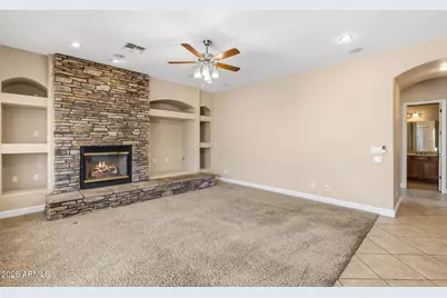 2089 S Sailors Way, Gilbert, AZ 85295 - Photo 5