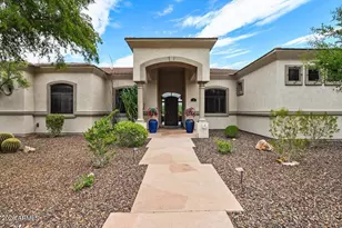 14 W Summerset Dr, Phoenix, AZ 85085 - Photo 31