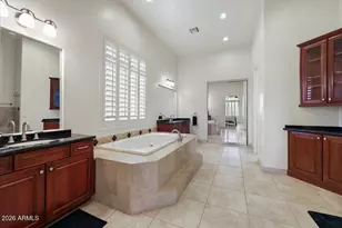 14 W Summerset Dr, Phoenix, AZ 85085 - Photo 17