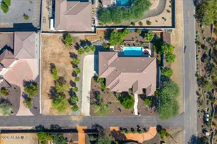 14 W Summerset Dr, Phoenix, AZ 85085 - Photo 23