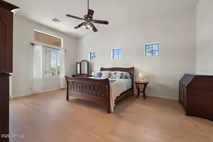 14 W Summerset Dr, Phoenix, AZ 85085 - Photo 15
