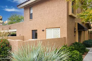10407 N 11th Pl, Phoenix, AZ 85020 - Photo 13