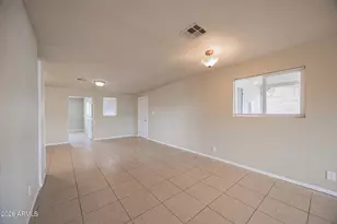 2062 E Nancy Ln, Phoenix, AZ 85042 - Photo 9
