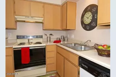 8344 N 67th Avenue #2A, Glendale, AZ 85302 - Photo 3