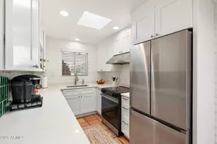 3036 N 32nd St, Phoenix, AZ 85018 - Photo 3