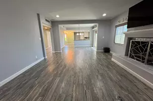 8100 E Camelback Rd, Scottsdale, AZ 85251 - Photo 13