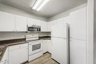 1295 N Ash St, Gilbert, AZ 85233 - Photo 13