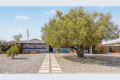 930 E Desert Avenue, Apache Junction, AZ 85119 - Photo 1