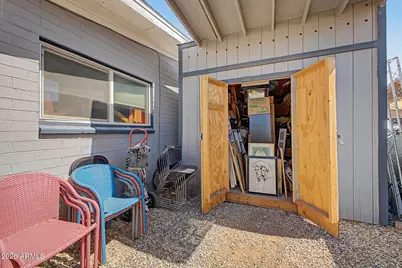 930 E Desert Avenue, Apache Junction, AZ 85119 - Photo 39