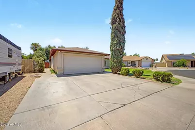 5432 N 73rd Lane, Glendale, AZ 85303 - Photo 3