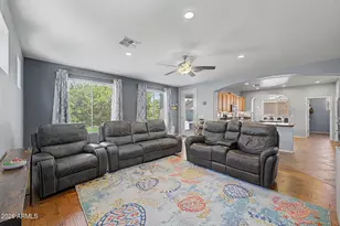 4062 S Wayne Pl, Chandler, AZ 85249 - Photo 13