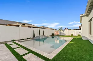 22752 E Nightingale Rd, Queen Creek, AZ 85142 - Photo 43