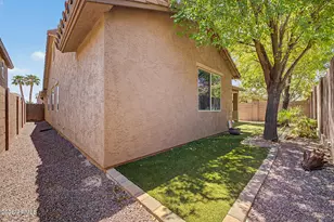 272 E Glacier Dr, Chandler, AZ 85249 - Photo 31