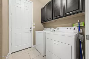 272 E Glacier Dr, Chandler, AZ 85249 - Photo 27
