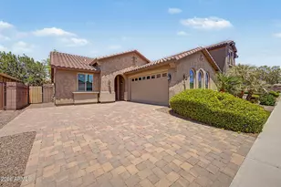 272 E Glacier Dr, Chandler, AZ 85249 - Photo 1