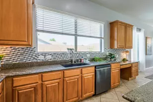 4043 E Patrick Ct, Gilbert, AZ 85295 - Photo 17