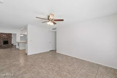 642 W Magdalena Drive, Tempe, AZ 85283 - Photo 9