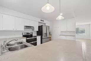 642 W Magdalena Dr, Tempe, AZ 85283 - Photo 7