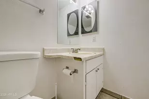 5562 W Edgemont Ave, Phoenix, AZ 85035 - Photo 25