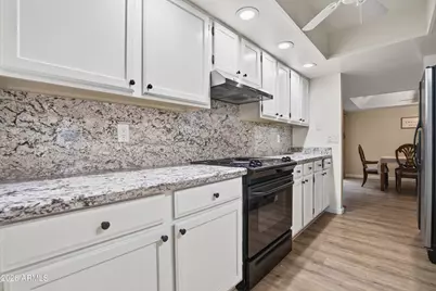 2929 E Broadway Road #85, Mesa, AZ 85204 - Photo 13
