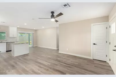 1602 W Rockwood Drive, Phoenix, AZ 85027 - Photo 9