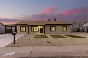 1602 W Rockwood Dr, Phoenix, AZ 85027 - Photo 1