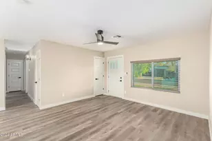 1602 W Rockwood Dr, Phoenix, AZ 85027 - Photo 11