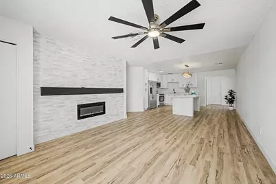7202 W Shangri La Road, Peoria, AZ 85345 - Photo 5