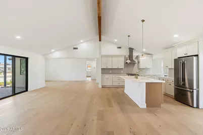 8912 N 17th Avenue, Phoenix, AZ 85021 - Photo 9
