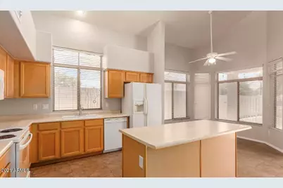 2751 E San Tan Street, Chandler, AZ 85225 - Photo 9