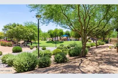 2751 E San Tan Street, Chandler, AZ 85225 - Photo 23