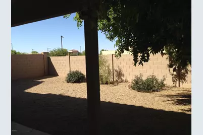 2050 S Falcon Drive, Gilbert, AZ 85295 - Photo 17