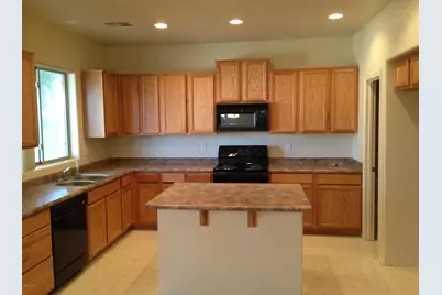 2050 S Falcon Drive, Gilbert, AZ 85295 - Photo 3