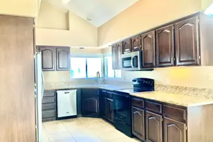 9023 N 107th Pl, Scottsdale, AZ 85258 - Photo 5