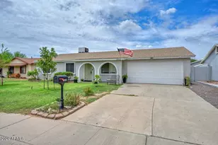 13642 N 20th Ln N, Phoenix, AZ 85029 - Photo 3