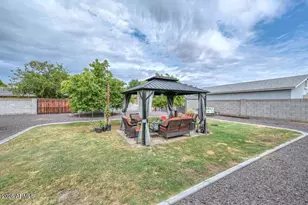 13642 N 20th Ln N, Phoenix, AZ 85029 - Photo 31