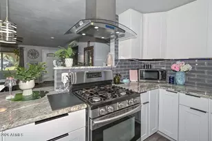 13642 N 20th Ln N, Phoenix, AZ 85029 - Photo 7