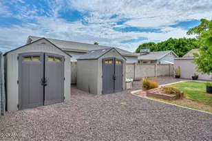 13642 N 20th Ln N, Phoenix, AZ 85029 - Photo 33